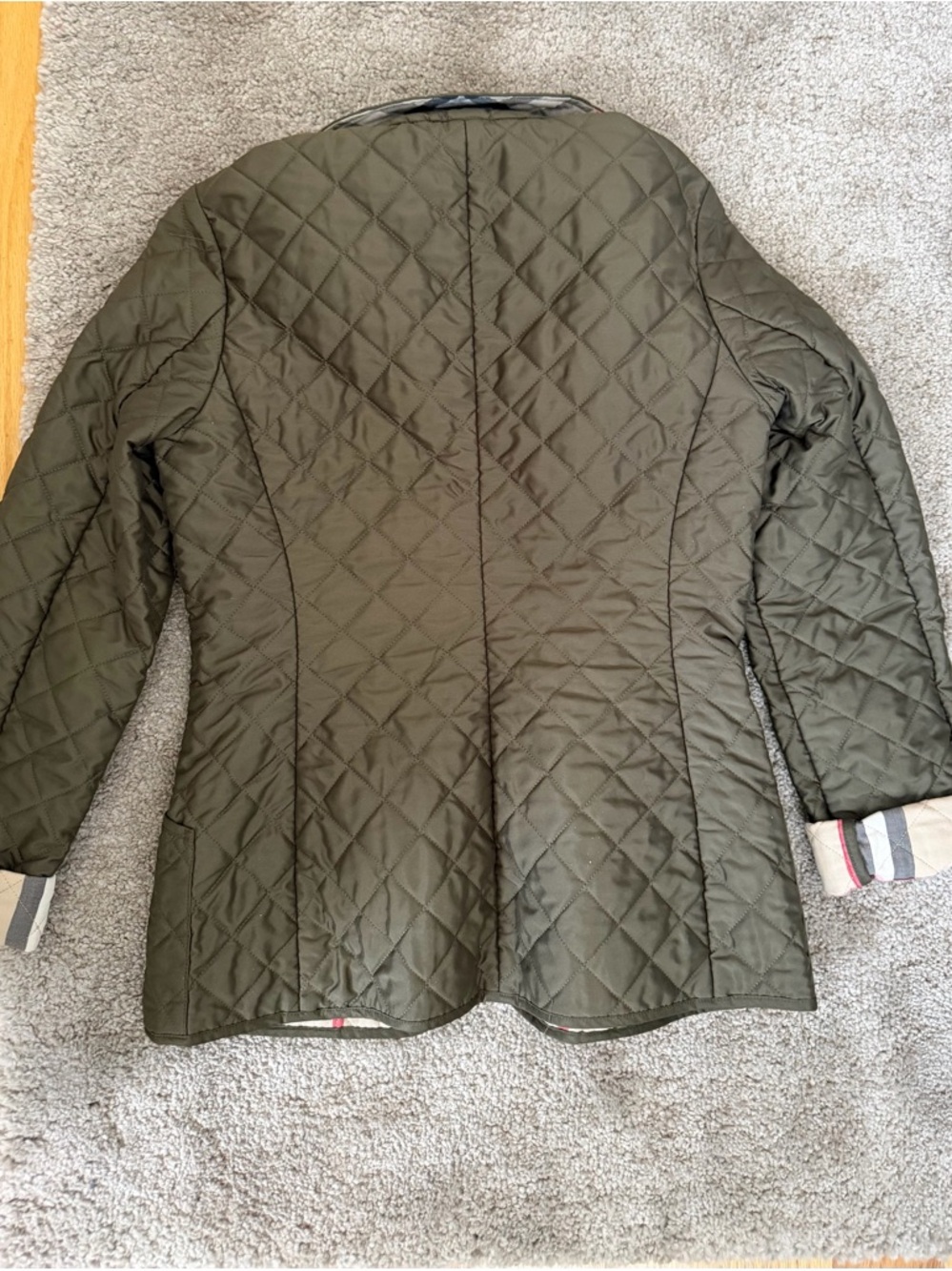 Burberry Beige and Olive Quilted Plaid Jacket Interior - Picture 5 of 7